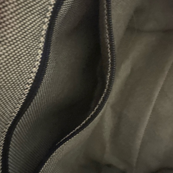 Black Woven Fringe Tote Bag Vince Camuto Excellent condition soft leather - Picture 6 of 12